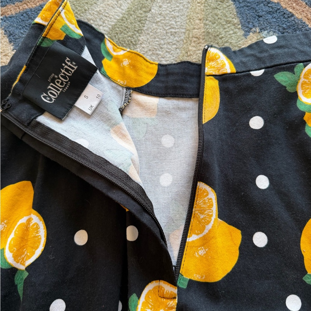 Collectif Matilde Swing Skirt black with Lemon and Polka Dot Design size small - Picture 6 of 6
